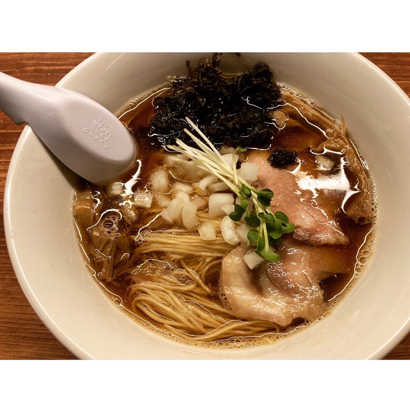 醤油ラーメン(福岡 煮干しラーメン nibora)