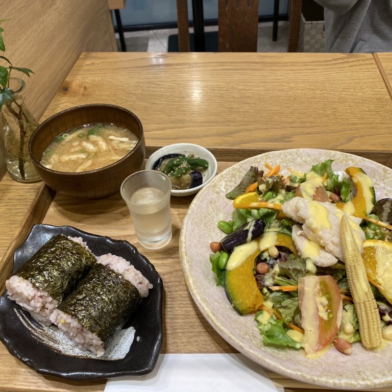 サラダランチ(KANM IKOYORI)