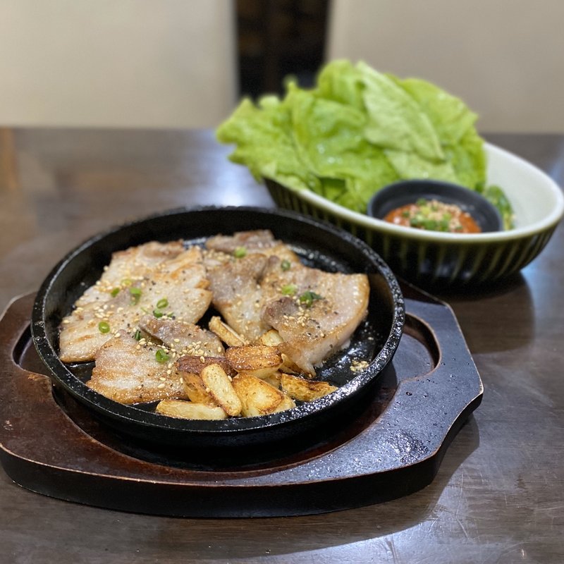 サムギョプサル(アンニョンハセヨ)