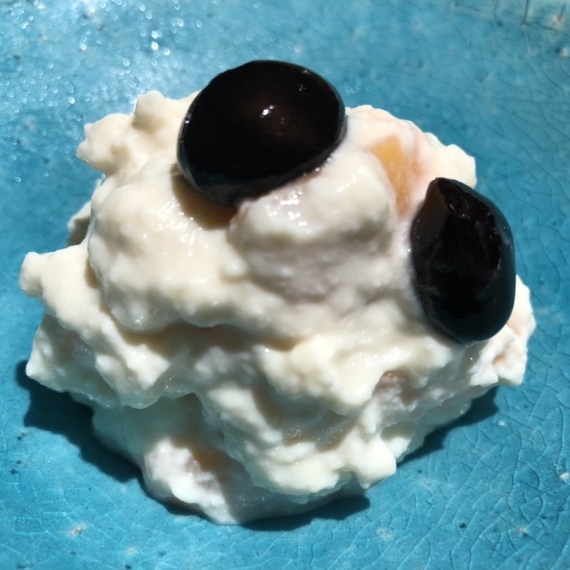 ビワの白和え(蕎麦懐石 無庵(むあん))