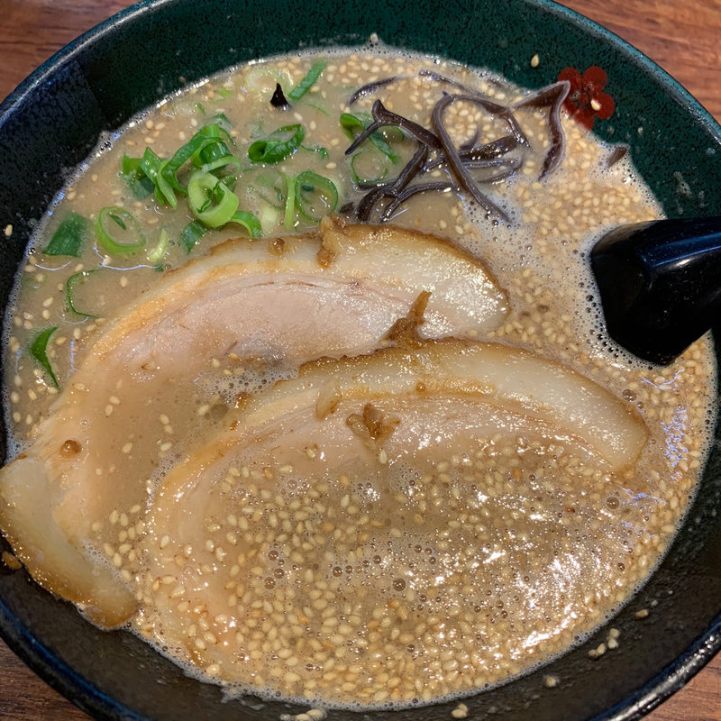 老塩とんこつ(博多とんこつ 天神旗)