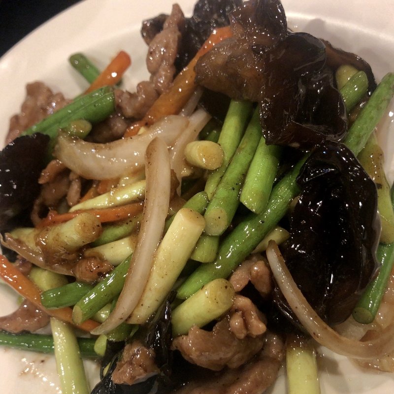 豚肉とニンニクの芽炒め(林園)