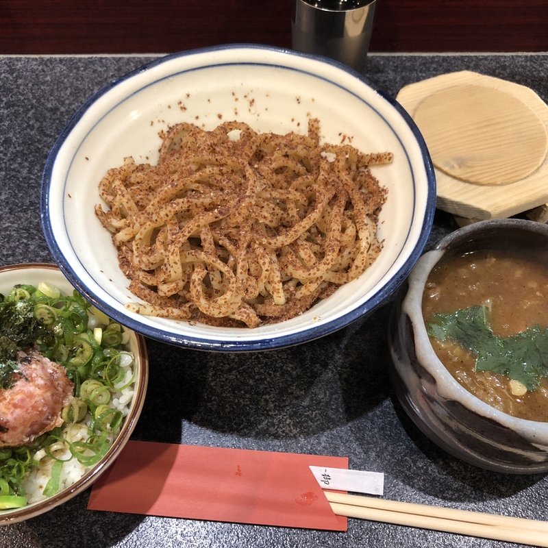 昼定食(ネギとろ飯)(烈志笑魚油 麺香房 三く)