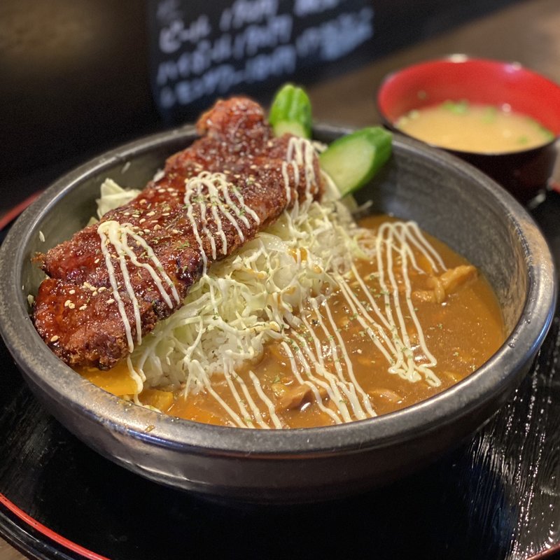 でんでん風ポークカツカレー(安い‼︎旨い‼︎デカ盛りの店 でんでん 長野店)