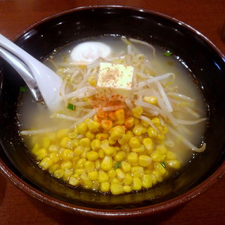 岩塩ラーメンスペシャル(くるまやラーメン 水沢店 )