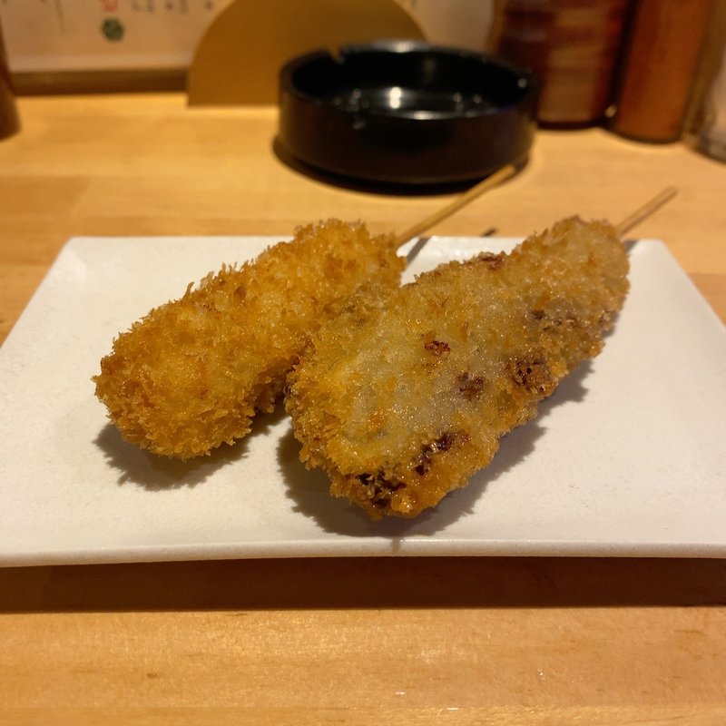 豚串かつ、牛串かつ(友ん家 女子大小路店)