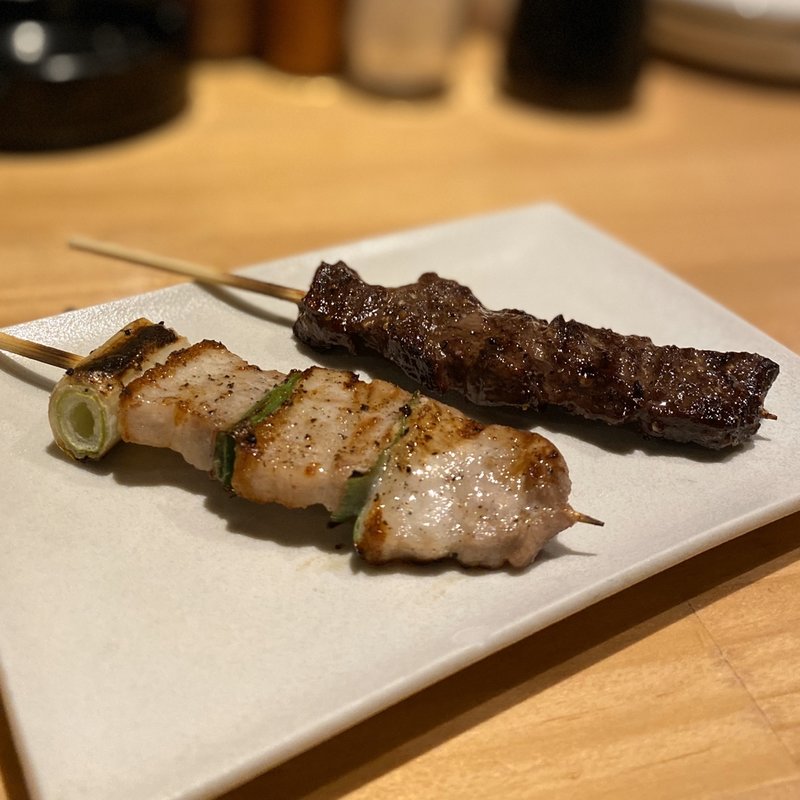 豚ねぎま、牛ハラミ(友ん家 女子大小路店)