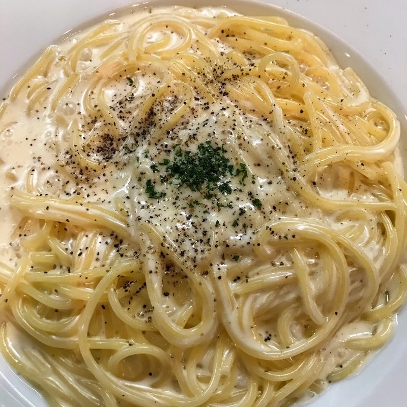 チーズクリームパスタ(Osteria il Pinguino)
