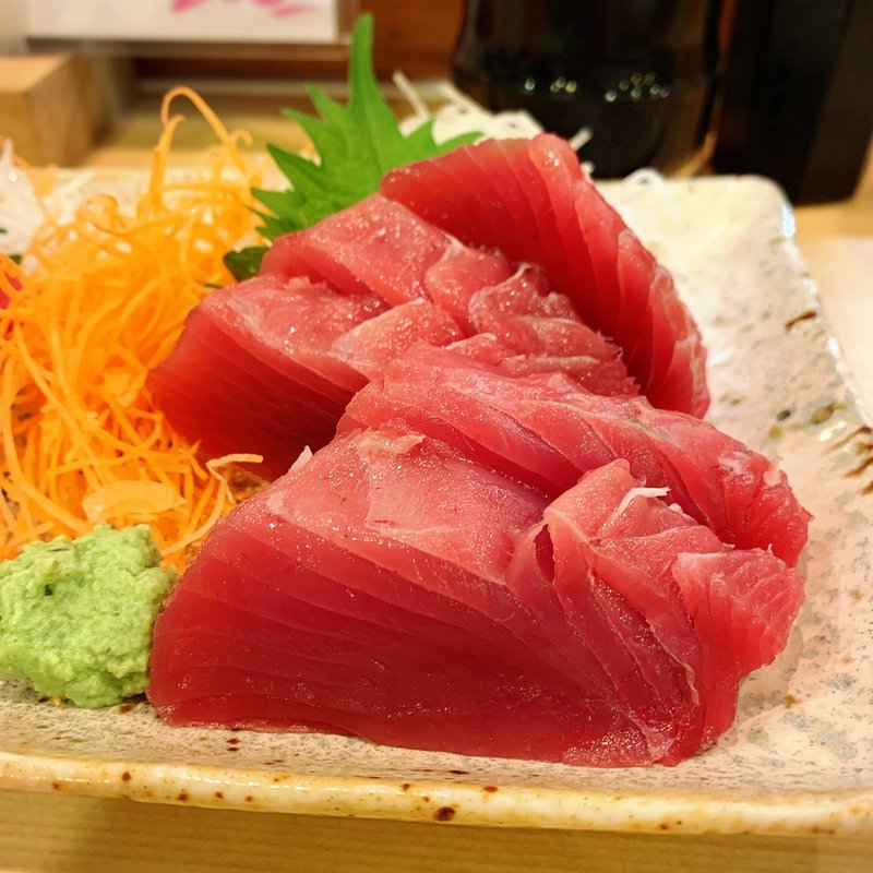 かつお刺し(いろは寿司)