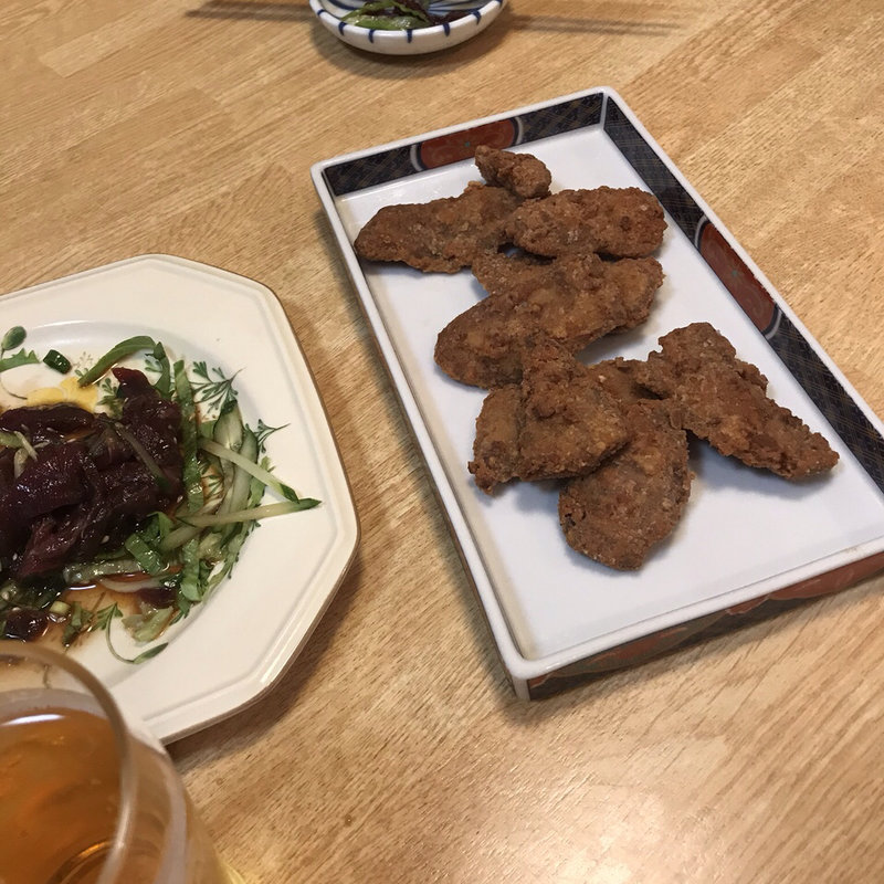 まぐろユッケ(食事処阿木)