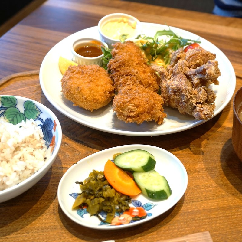A定食(キッチンよい一日 西長住店)