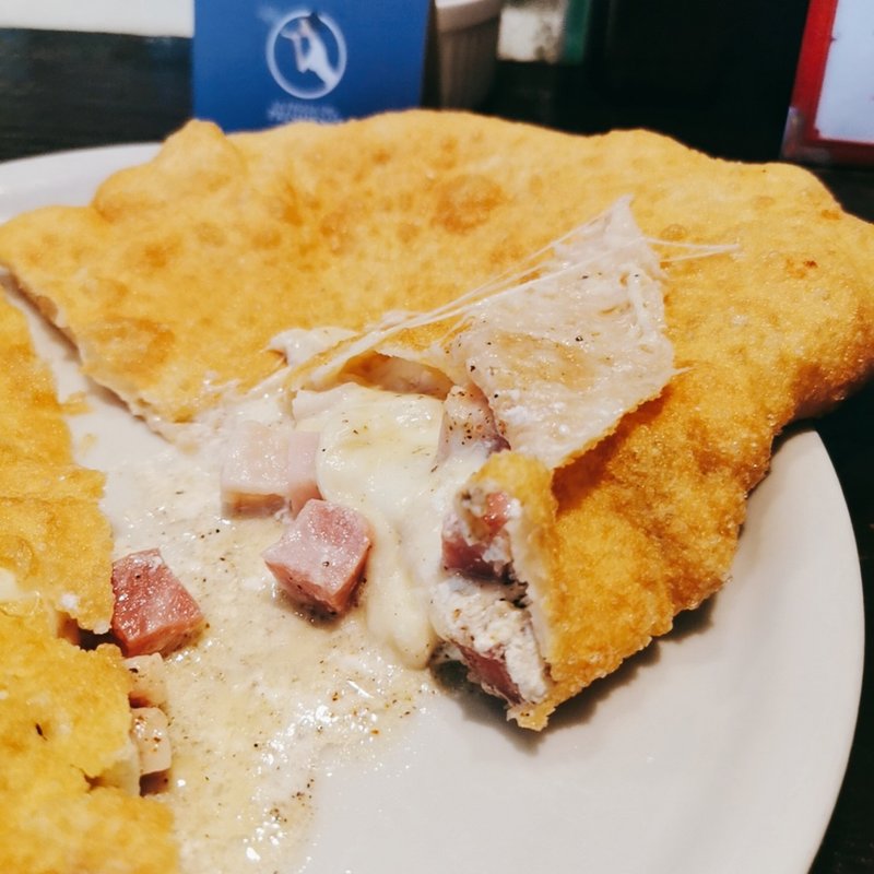 ピッツァフリッタ(La Figlia Del Presidente ラ フィーリア デル プレジデンテ)