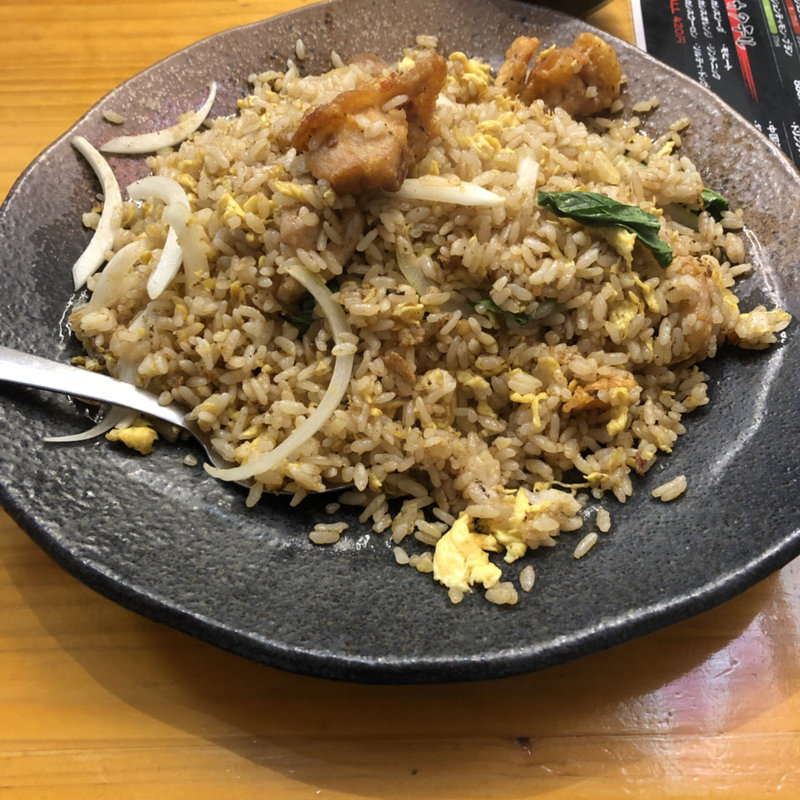 カレー鶏チャーハン(中華料理 福楽餃子坊 新生町店)