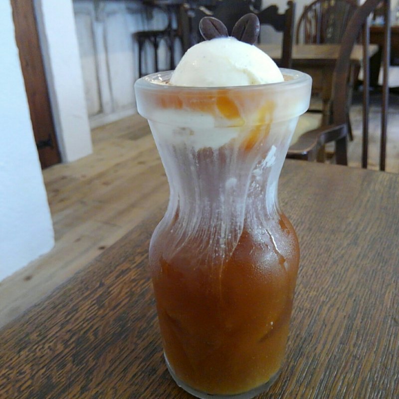 アイスコーヒーフロート(カームガーデン)
