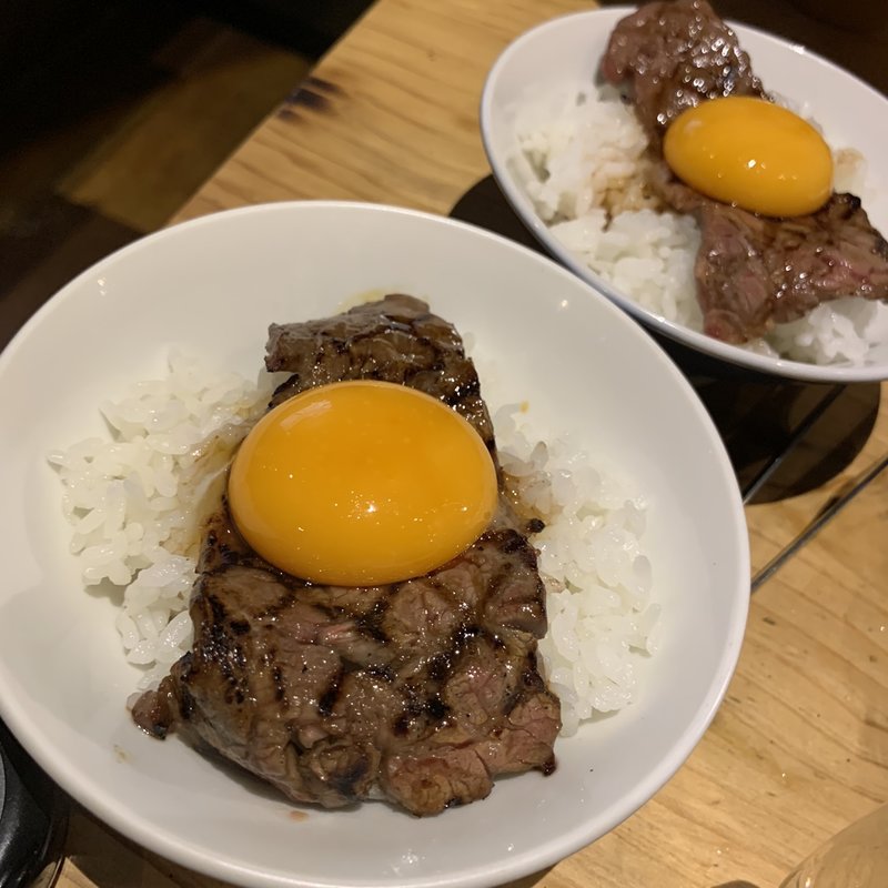 幸せの匠肉飯(たれ焼肉ご当地冷麺)