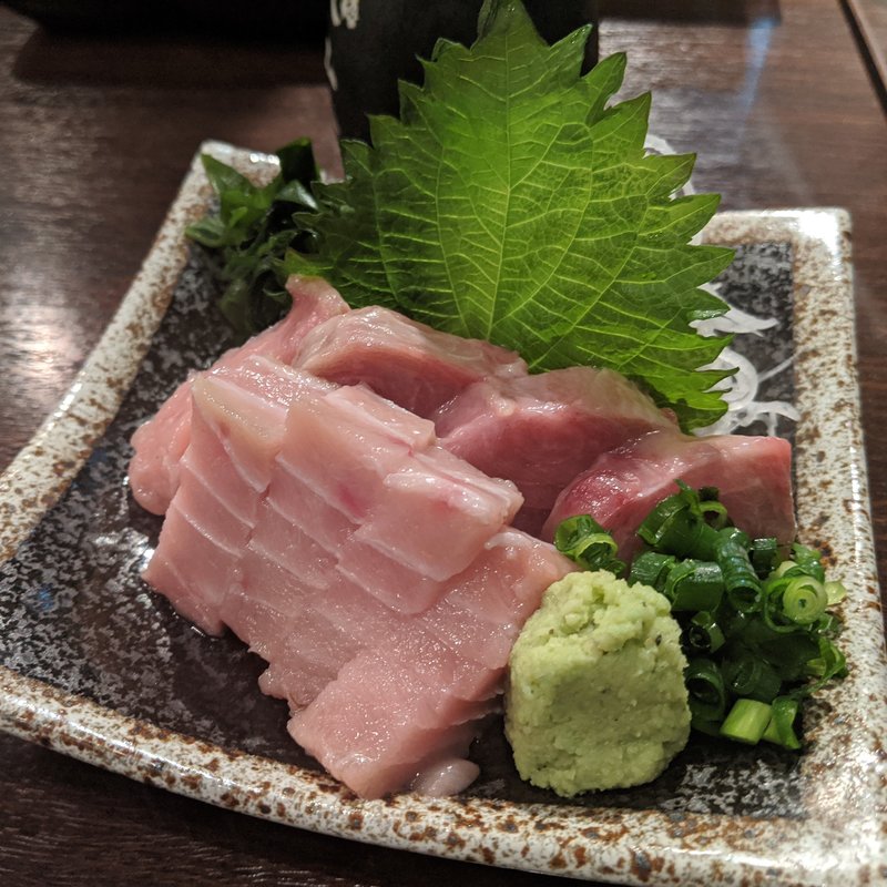 本まぐろ脳天刺し(ゆうや　裏横)