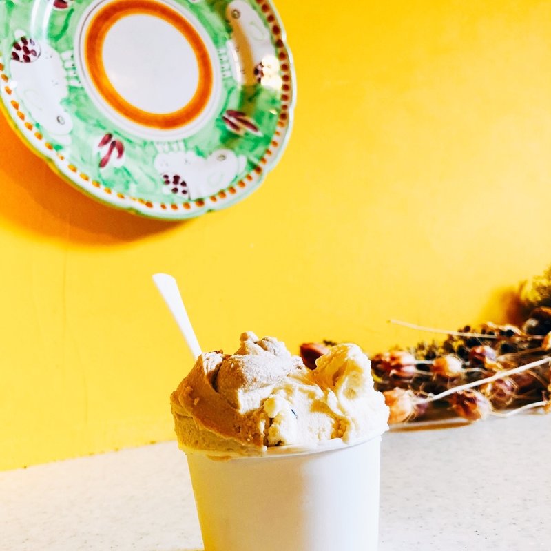 ミルクアーモンドと、ティラミス(ジェリタリア　ジジ)