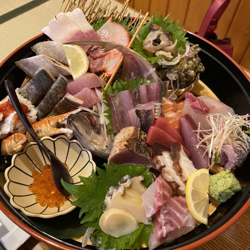 刺身盛り合わせ（2人前）(まなかい屋)