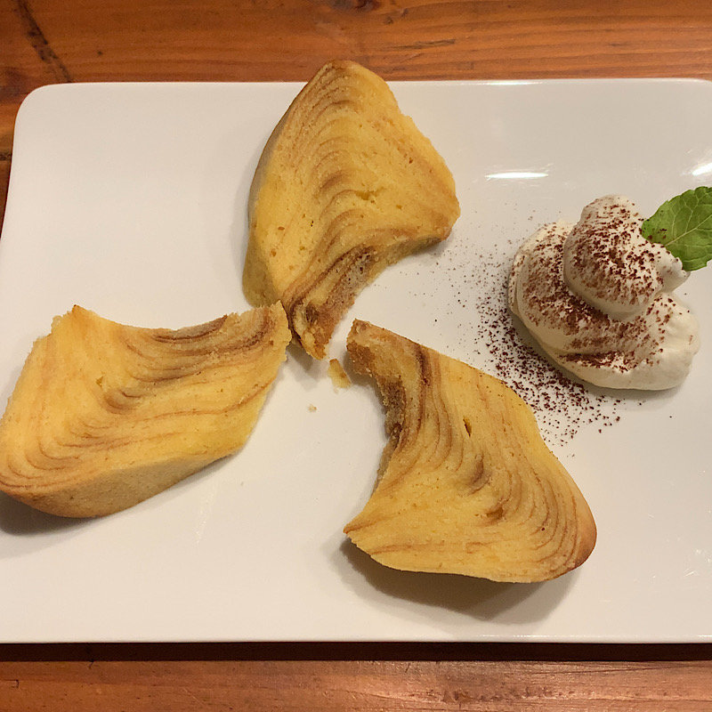 バウムクーヘン(COCOA SHOP AKAITORI)