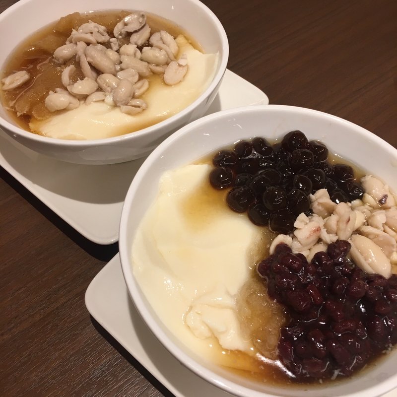 タピオカピーナッツ豆花(騒豆花　ホワイティ梅田)