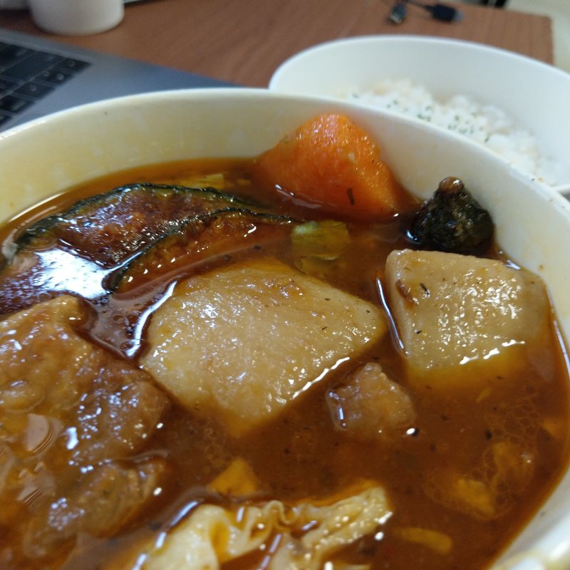 豚の角煮(お江戸スープカレーちゃはや庵)