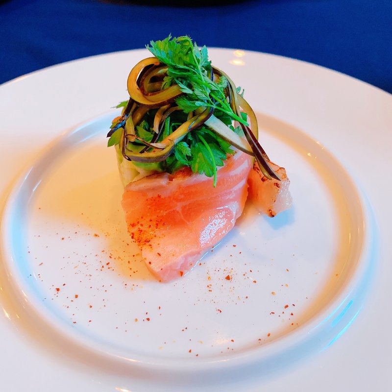 サーモンのレモンマリネ(fi-ne)