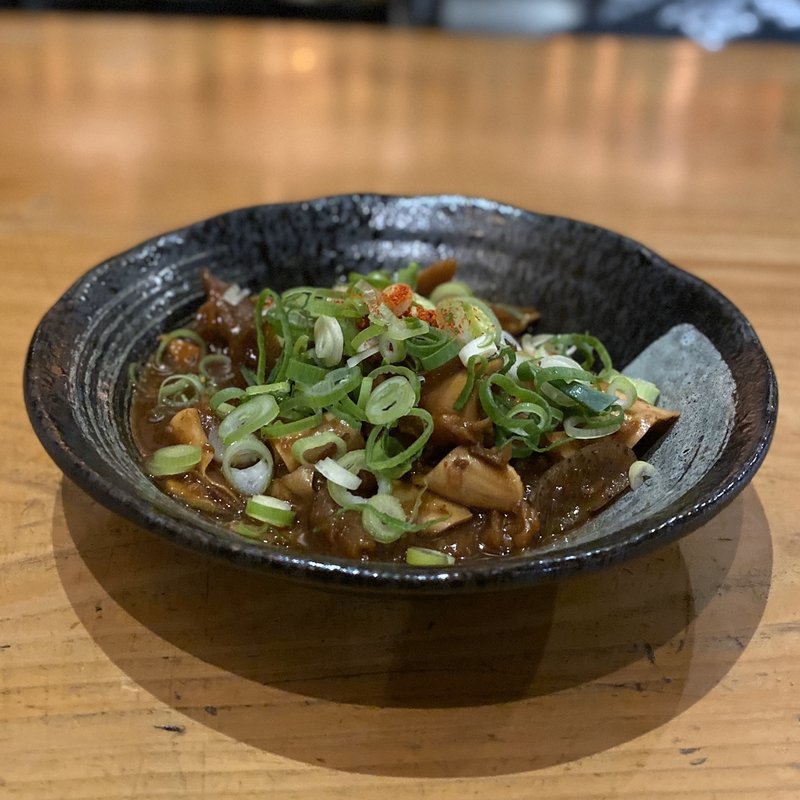 自家製 牛すじ土手煮(炭焼居酒屋 たんたん)