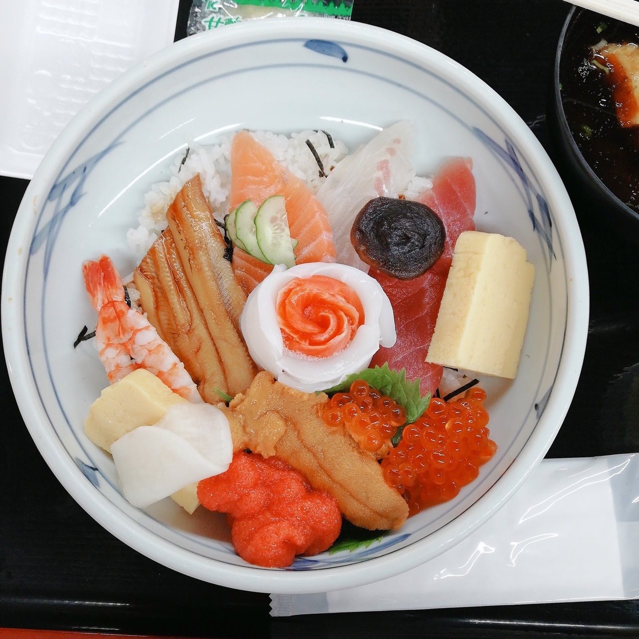 海鮮丼 とれとれ市場 の口コミ一覧 おいしい一皿が集まるグルメコミュニティサービス Sarah