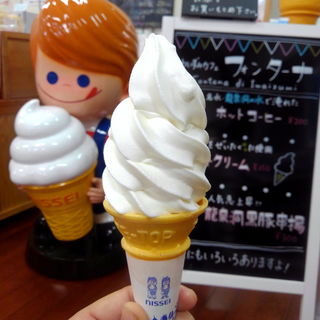 岩泉牛乳ソフトクリーム(いわいずみカフェ フォンターナ)