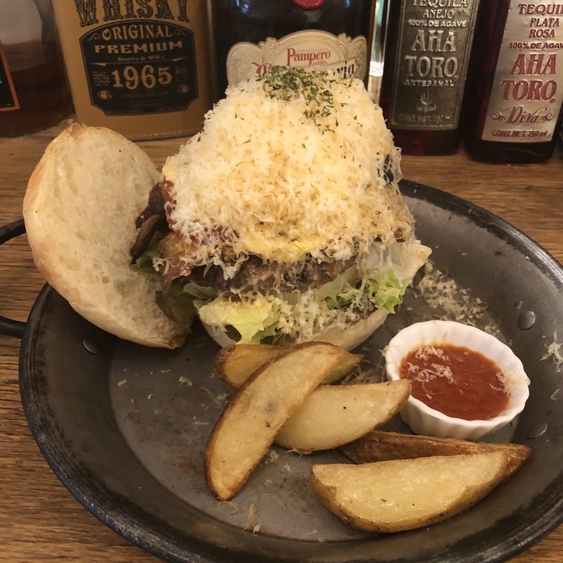 ベーコンスモークチーズバーガー(butabako)