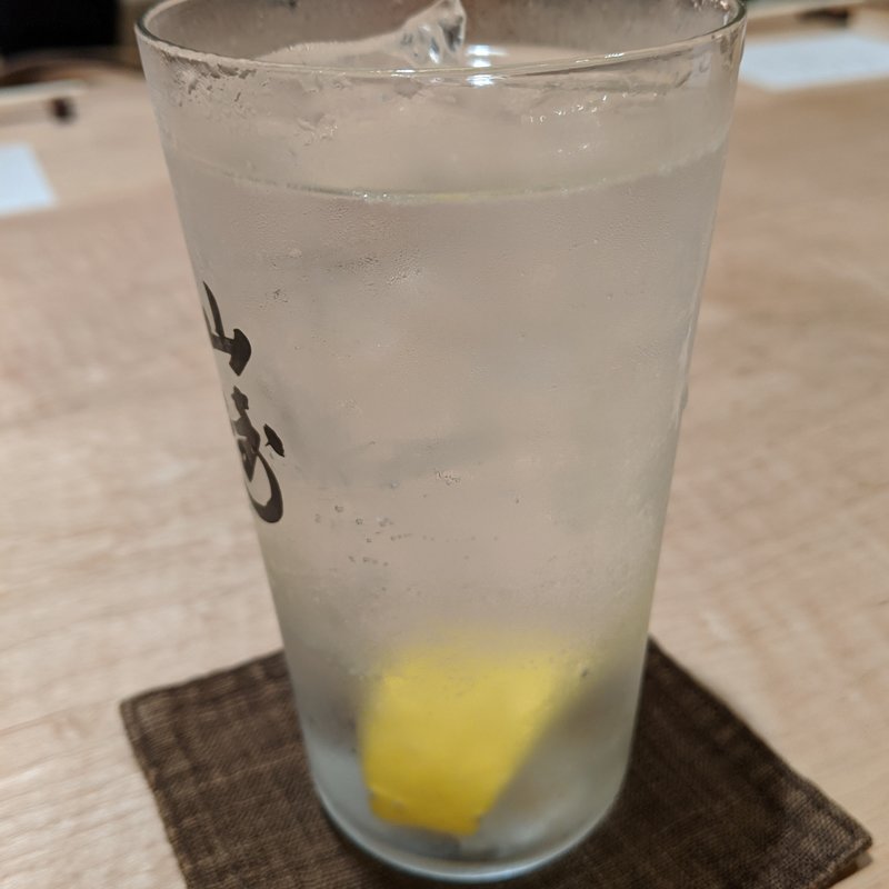 白岳レモンサワー(馬刺料理と季節の割烹 そま莉)