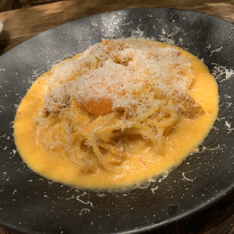 生雲丹の濃厚カルボナーラ(コロニアルティーガーデン )