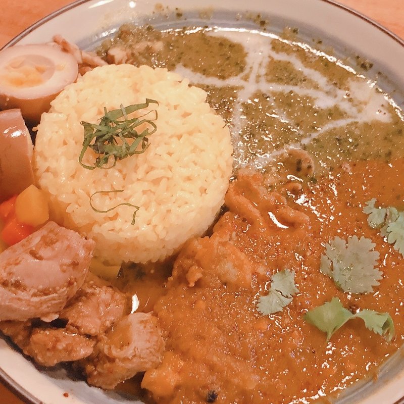 合いがけカレー（+トッピング2種）(spice curry 虜 -TORIKO-)