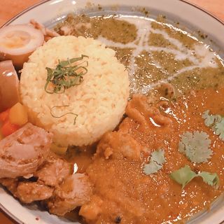 合いがけカレー（+トッピング2種）(spice curry 虜 -TORIKO-)