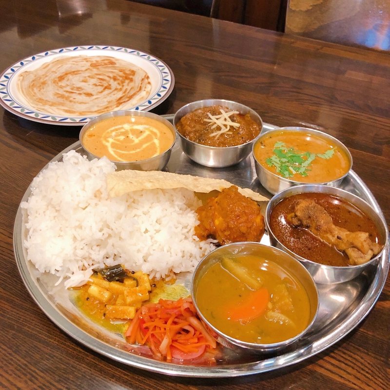 カリー4種 Bセット(Spicy cafe RAJA)