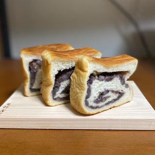 極あん食パン(グラーノ・グラーノ千代田橋店)