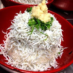 釜揚げしらす丼(食事処 秋本)