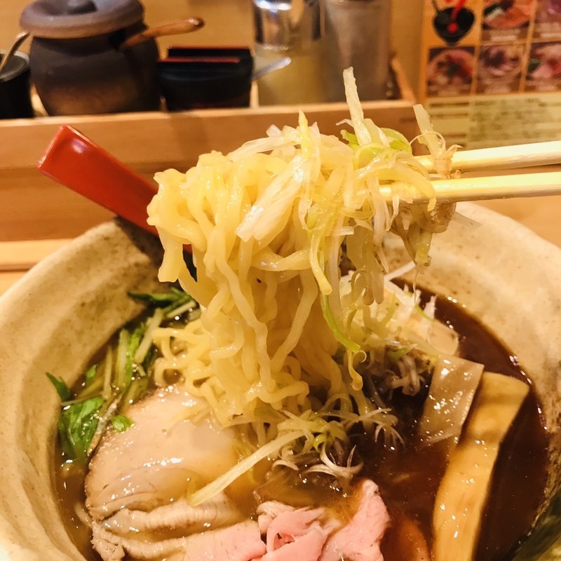 味玉入り焼あご塩らー麺(焼きあご塩らー麺たかはし 銀座店)