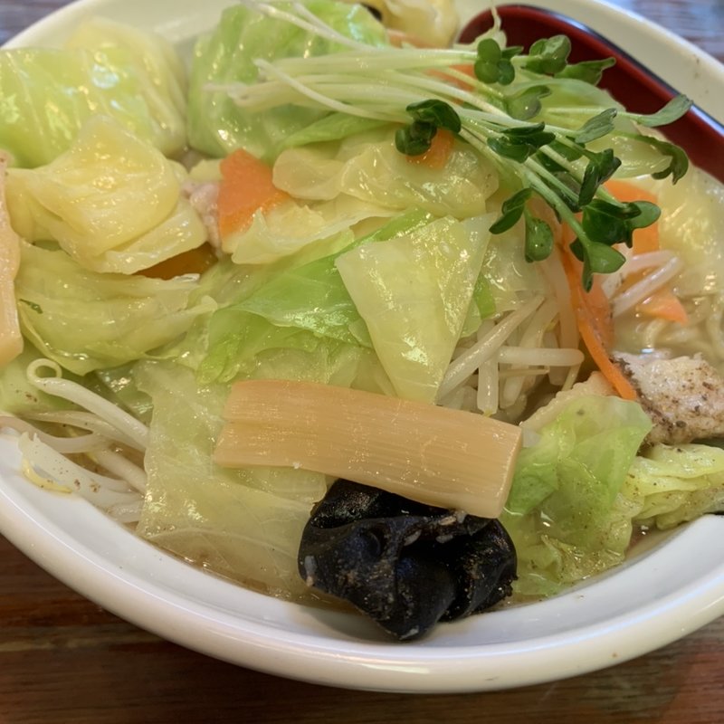 野菜満菜ラーメン(乃木坂 まる彦らーめん（まるひこらーめん）)