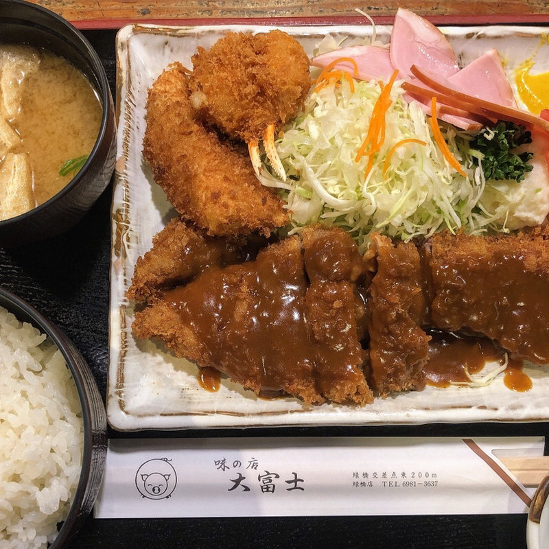 ビフカツ定食（魚フライとカニクリームコロッケトッピング）(東大阪 味のとんかつ 大富士)