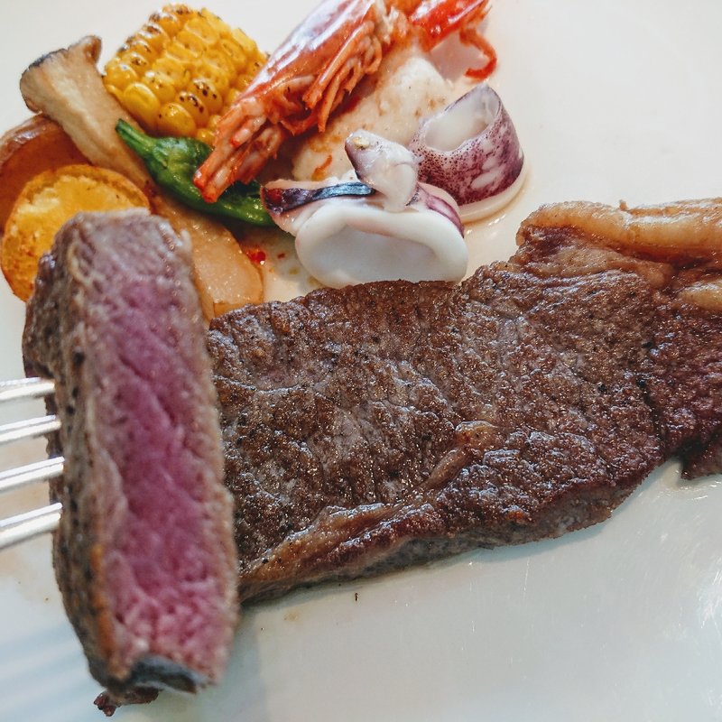 ビュッフェ ステーキ&シーフード食べ放題(カフェレストラン「セリーナ」 ホテル日航大阪)