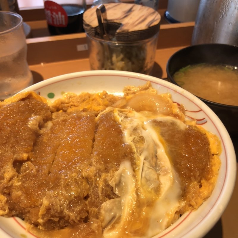 かつ丼 (みそ汁付き)(やよい軒 いこらも~る泉佐野店)