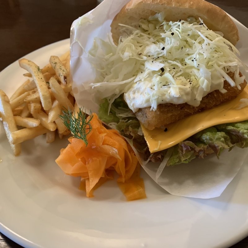 鱈のフライサンド(山猫軒 （ヤマネコケン）)