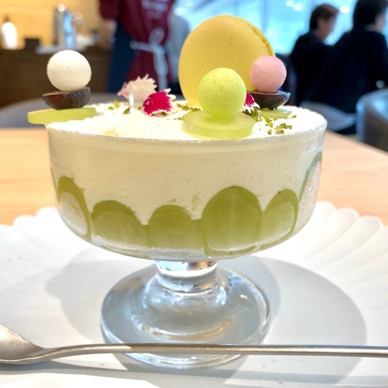 シャインマスカットパフェ(TRIANGLE CAFE（トライアングルカフェ）)