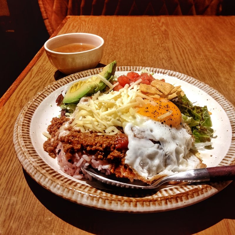 アボカドタコライス(MORIS)