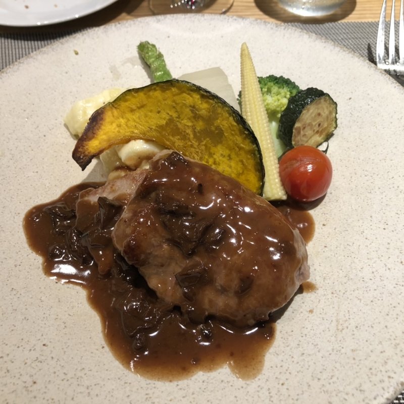 仔牛のソテー(サンセリテ)