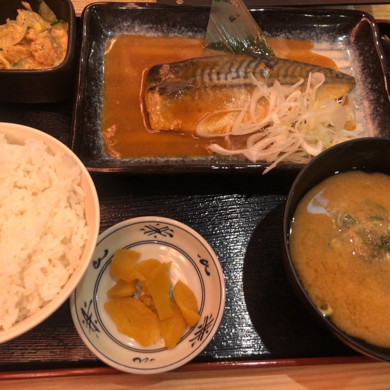 サバ味噌煮定食(目利きの銀次 品川港南口駅前店)