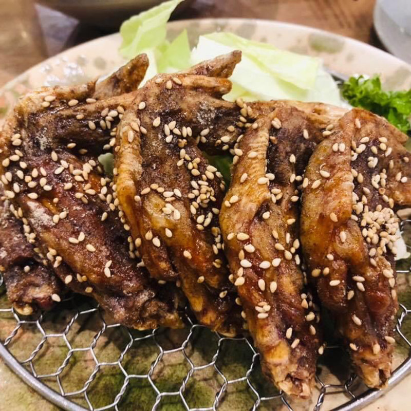 秘伝手羽先唐揚（甘口中辛大辛） 一人前五本(手羽先唐揚 鳥良 原宿店 （てばさきからあげ とりよし）)