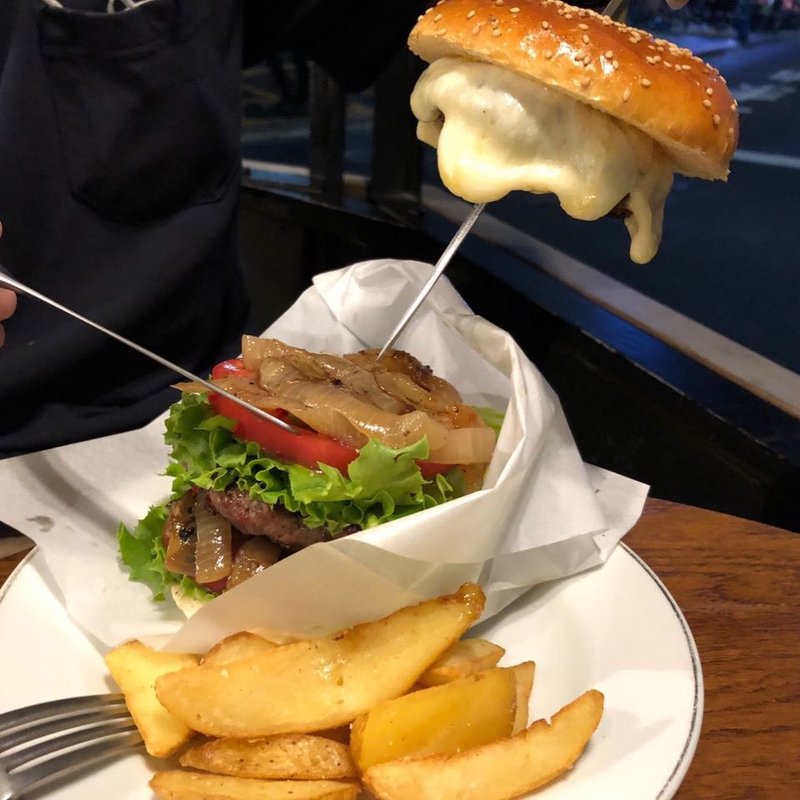 ジャスティンバーガー(クッカーズ・グリル)