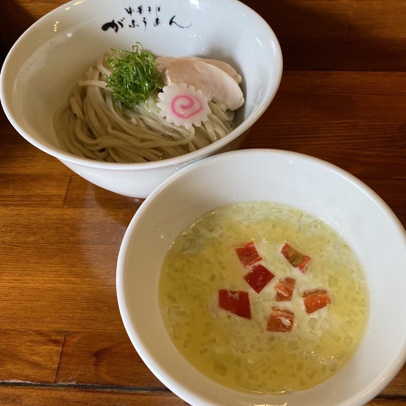 冷たい枝豆ポタージュのつけ麺(がふうあん )